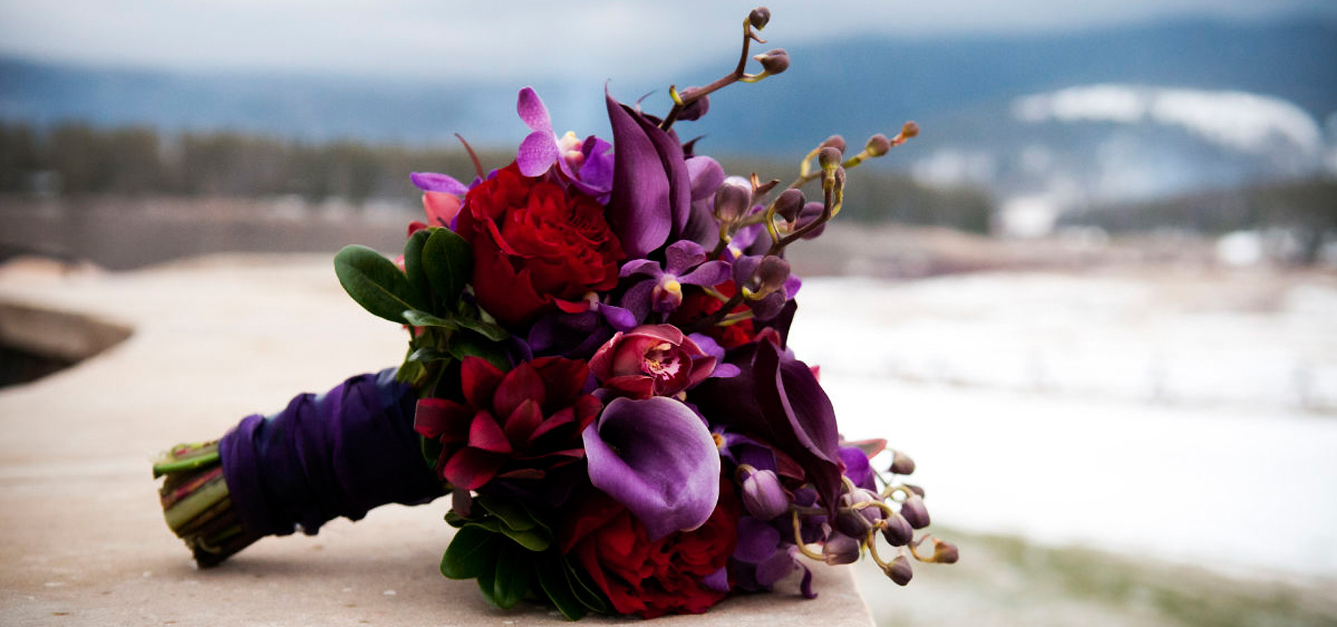 Правила свадьбы в бордовом цвете